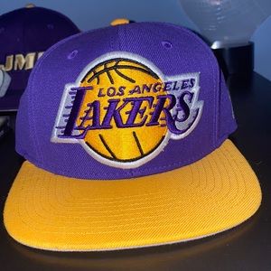Los Angeles Lakers Flat Hat